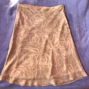 NWOT H&M Women Floral Skirt Size 10